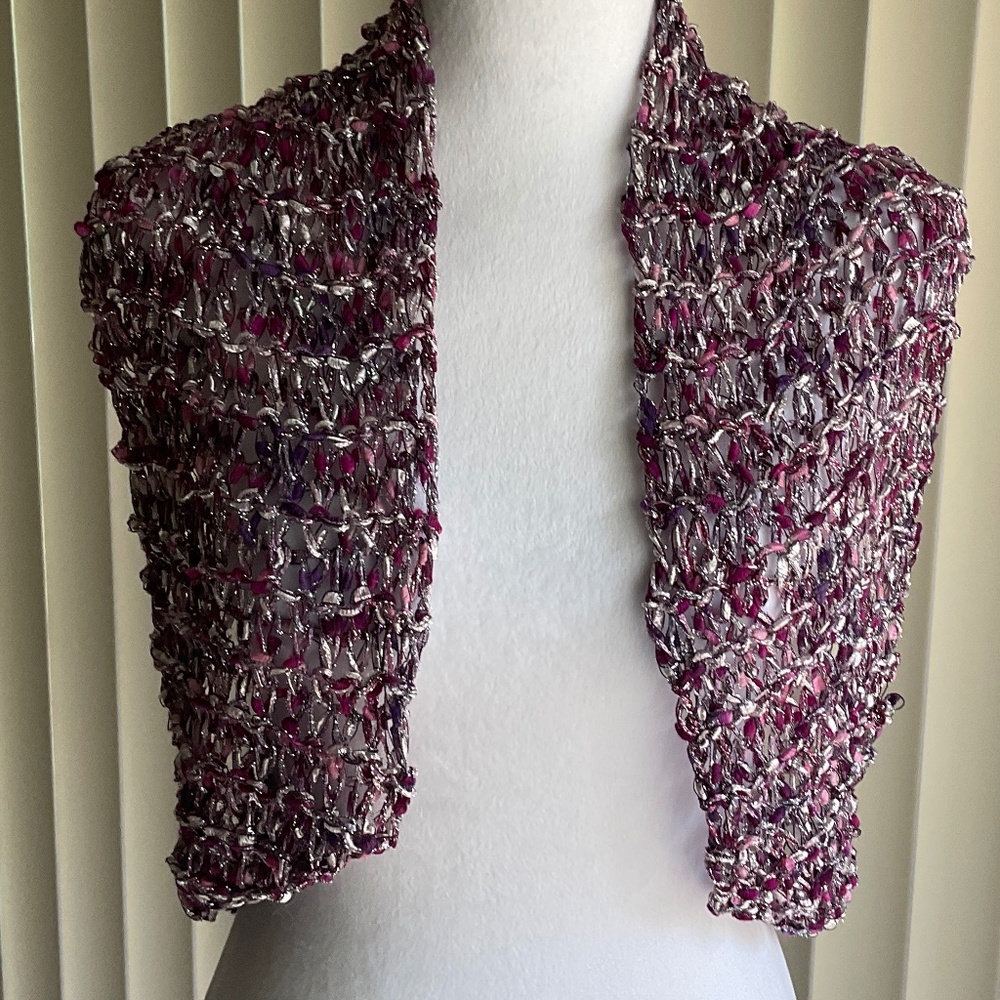 Hand knit Infinity Scarf - Picture 4 of 5